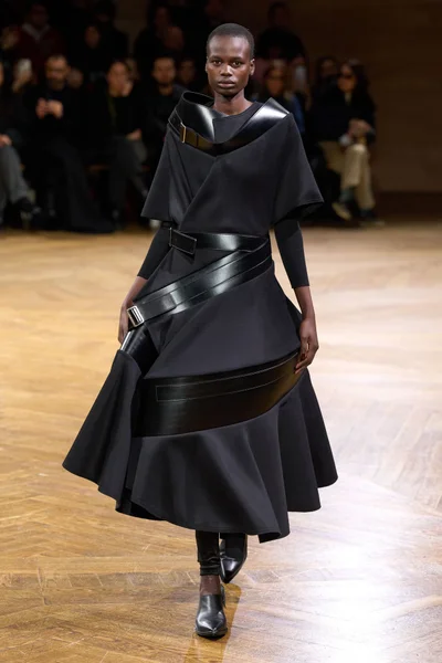 Look 39